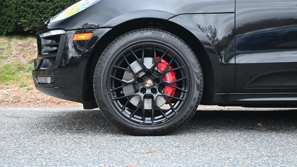 used 2018 Porsche Macan car, priced at $35,497