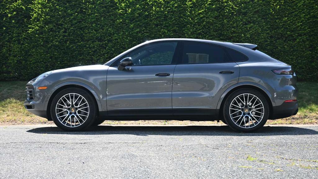used 2022 Porsche Cayenne car, priced at $80,998