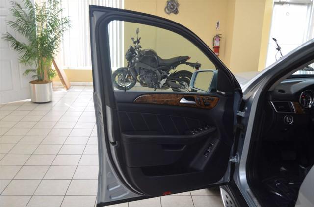 used 2015 Mercedes-Benz GL-Class car, priced at $13,491