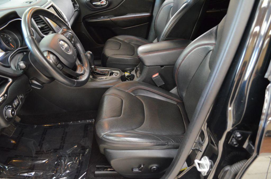 used 2019 Jeep Cherokee car, priced at $17,991