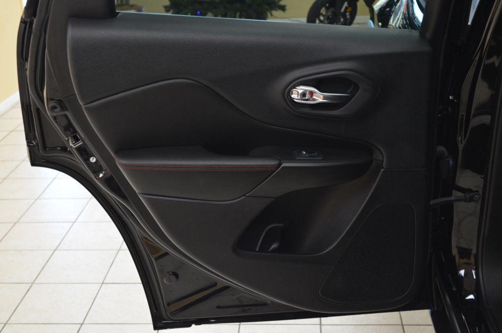 used 2019 Jeep Cherokee car, priced at $17,991