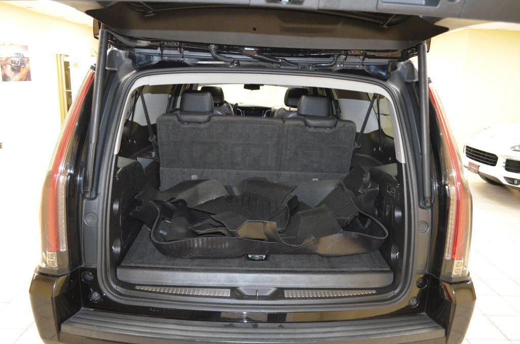 used 2019 Cadillac Escalade ESV car, priced at $24,841