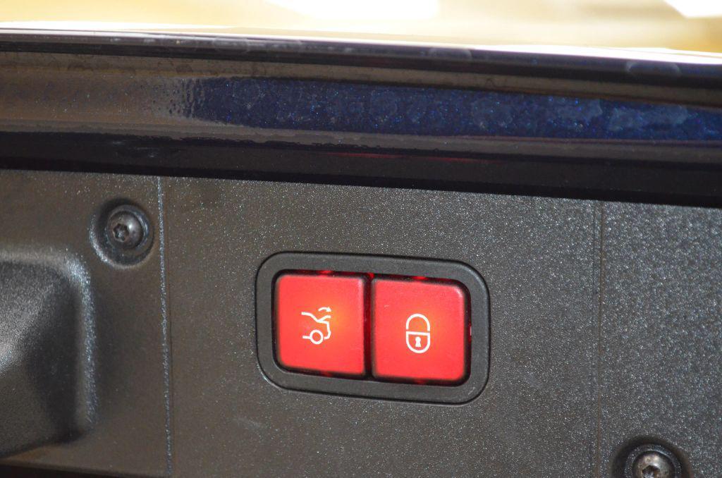 used 2007 Mercedes-Benz S-Class car, priced at $18,491