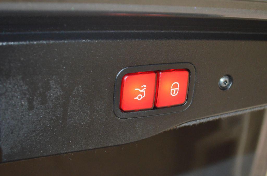 used 2006 Mercedes-Benz S-Class car, priced at $8,491