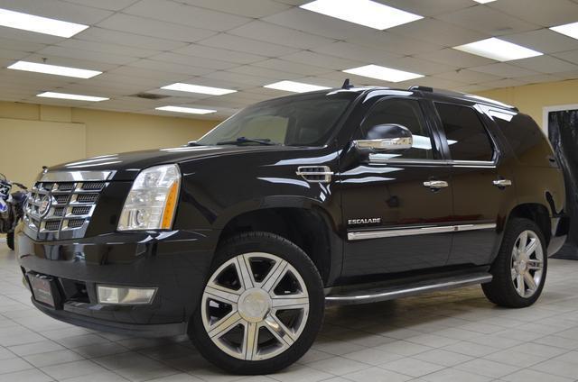 used 2010 Cadillac Escalade car, priced at $13,741