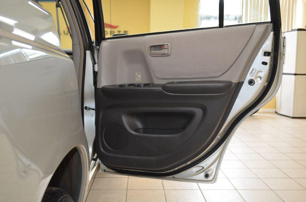used 2001 Toyota Highlander car, priced at $7,291