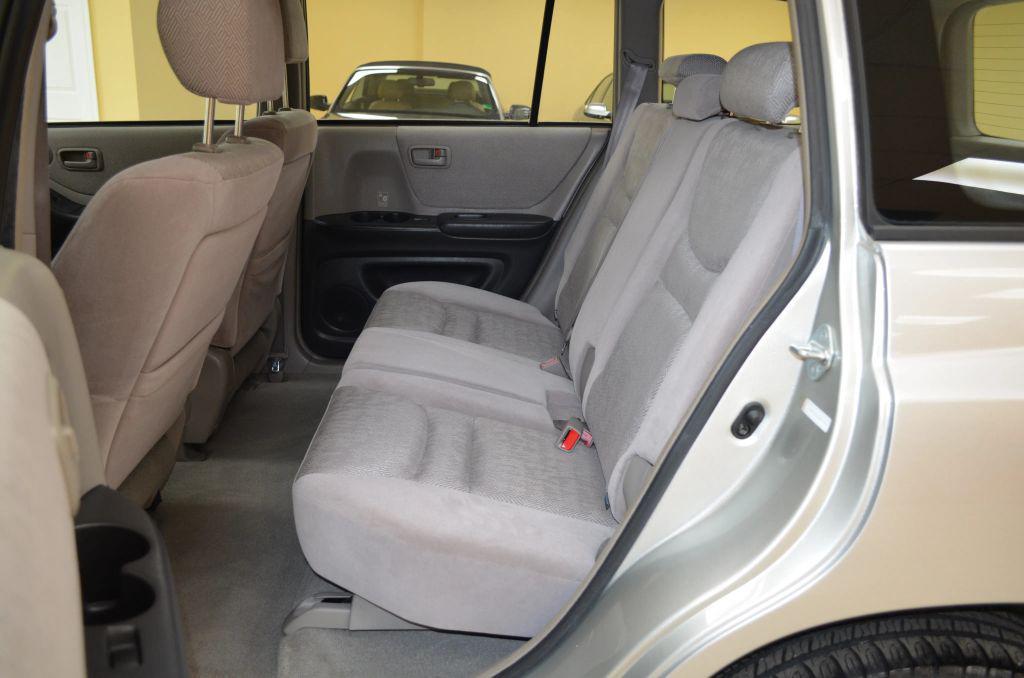 used 2001 Toyota Highlander car, priced at $7,291
