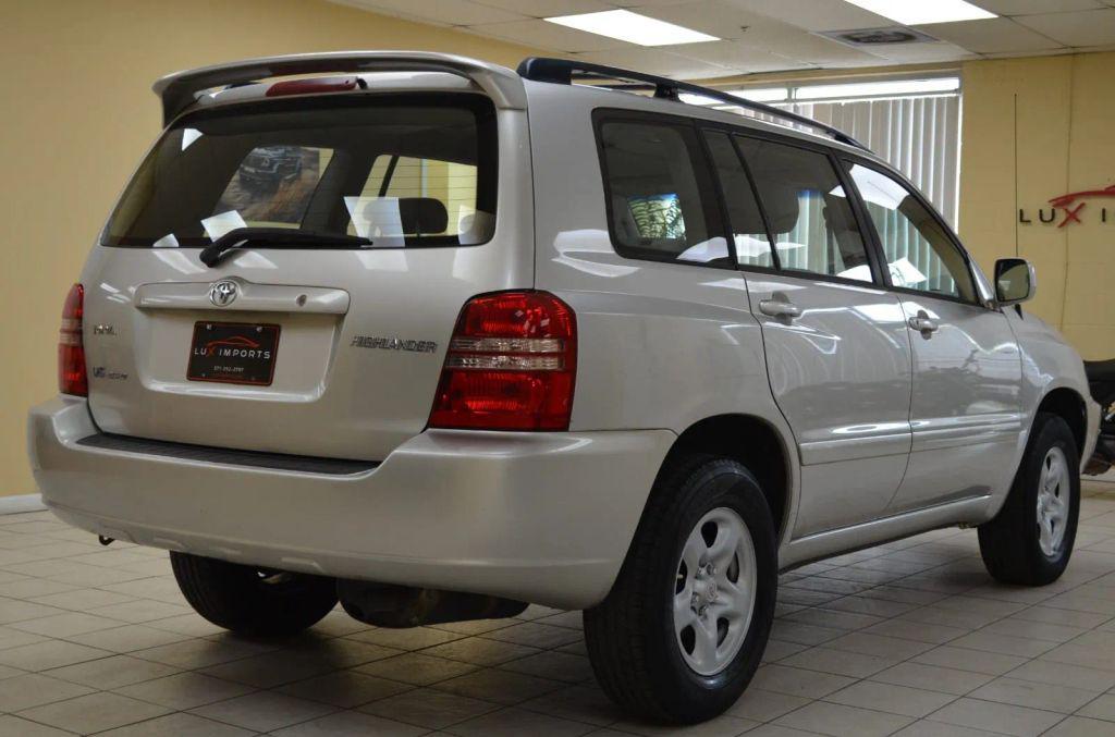 used 2001 Toyota Highlander car, priced at $7,291