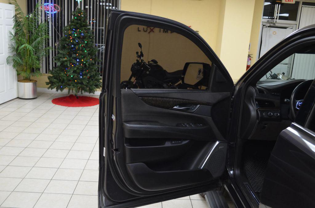 used 2015 Cadillac Escalade car, priced at $23,991