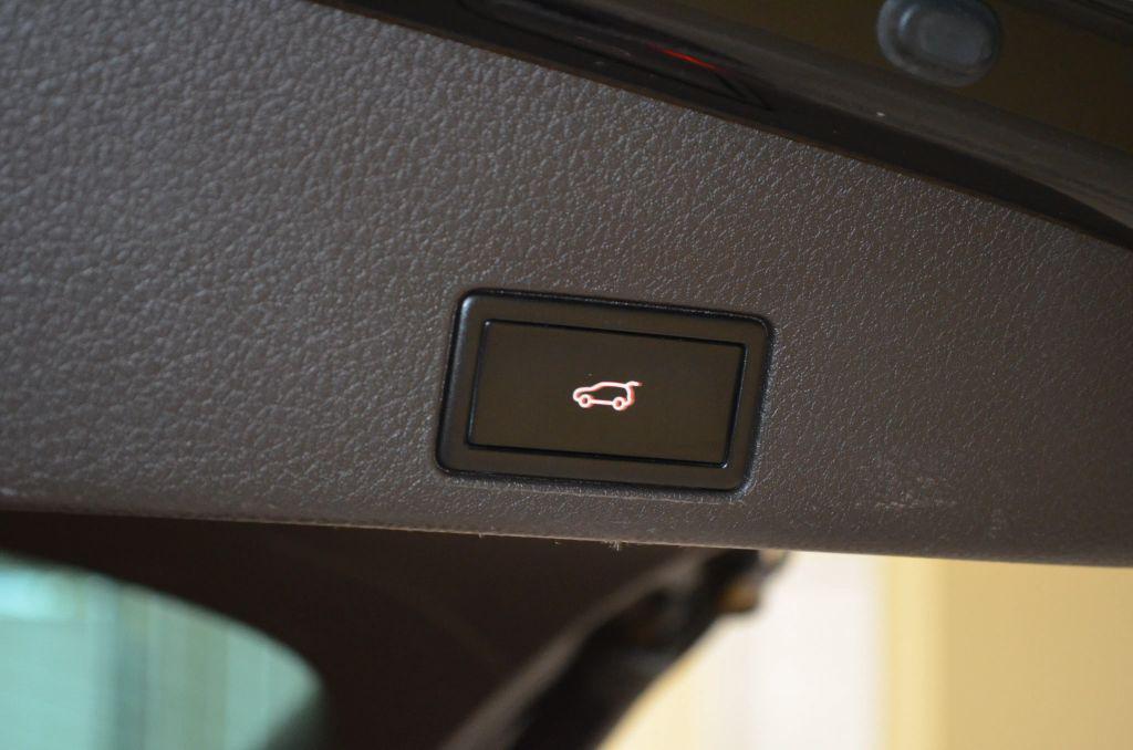 used 2013 Volkswagen Touareg car, priced at $11,991