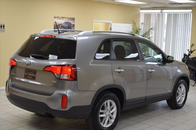 used 2014 Kia Sorento car, priced at $9,991