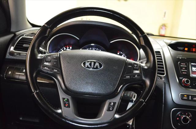 used 2014 Kia Sorento car, priced at $9,991