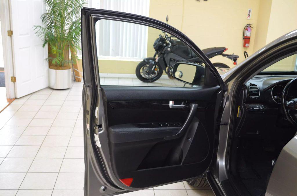 used 2014 Kia Sorento car, priced at $6,991