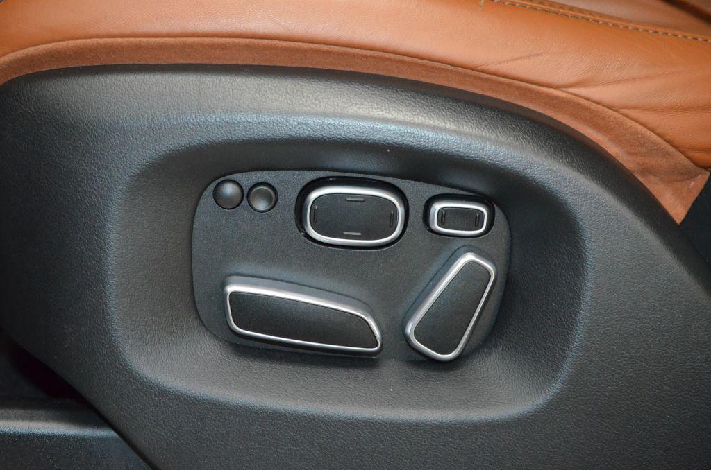 used 2015 Land Rover Range Rover car, priced at $26,991