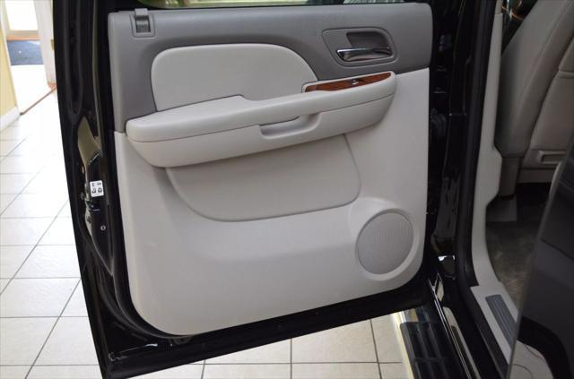 used 2014 Chevrolet Suburban car, priced at $19,241