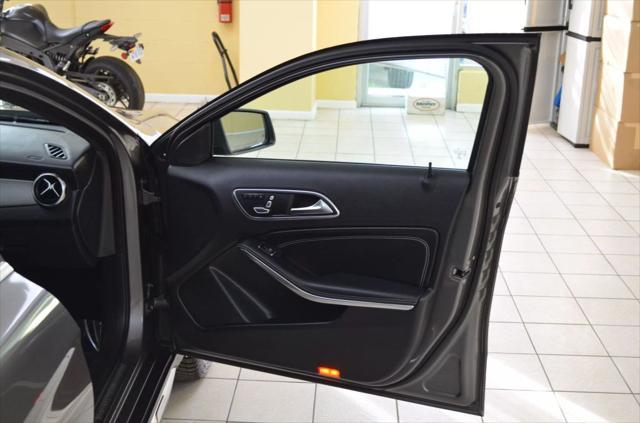 used 2018 Mercedes-Benz GLA 250 car, priced at $16,491