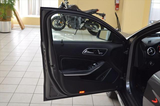 used 2018 Mercedes-Benz GLA 250 car, priced at $16,491