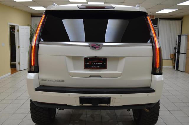 used 2015 Cadillac Escalade car, priced at $25,991