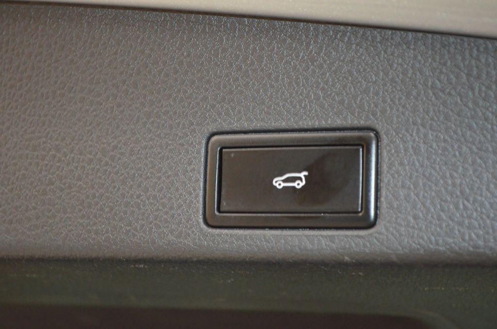 used 2017 Volkswagen Touareg car, priced at $11,991