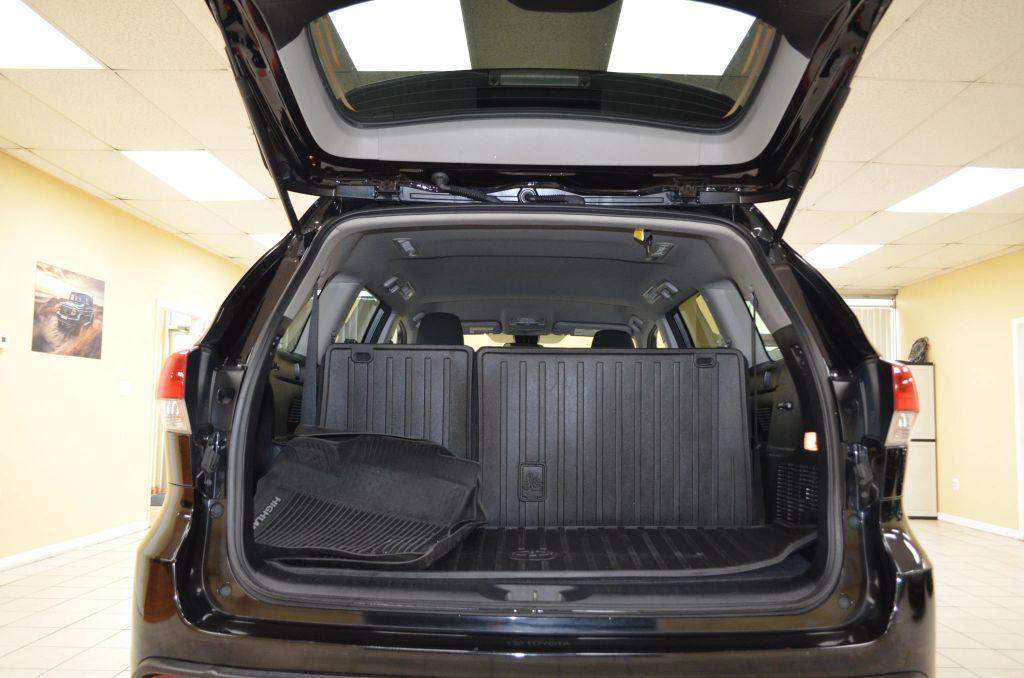 used 2017 Toyota Highlander car, priced at $18,491