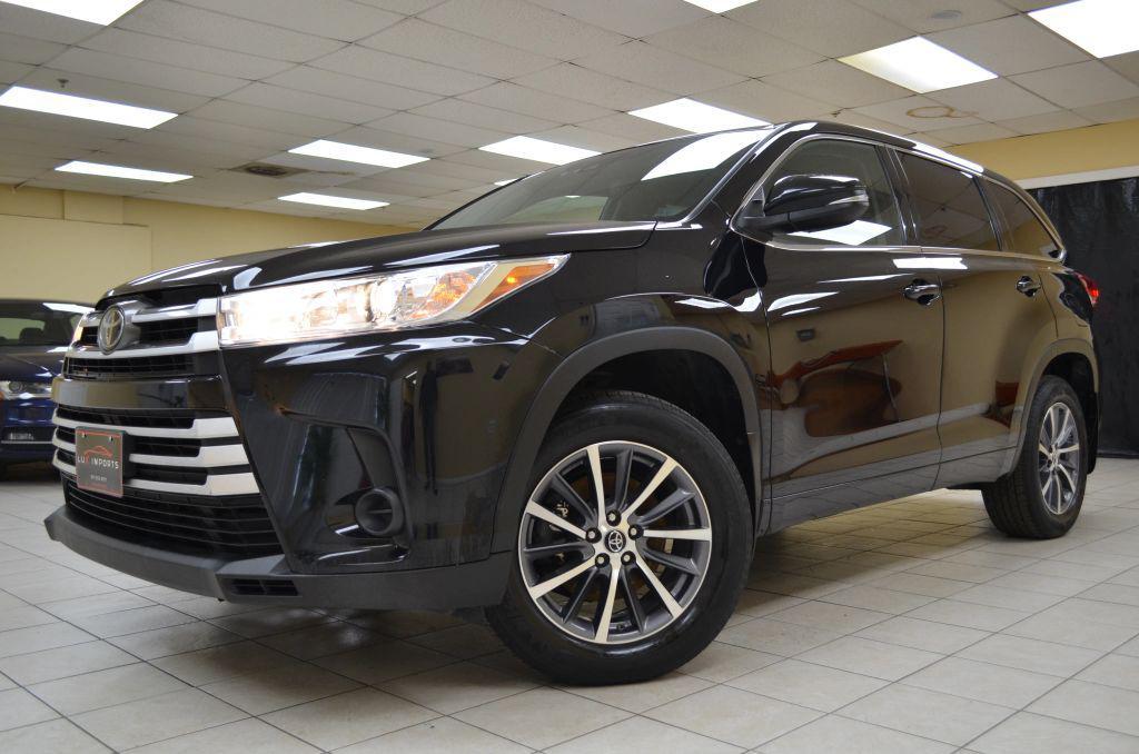 used 2017 Toyota Highlander car, priced at $18,491