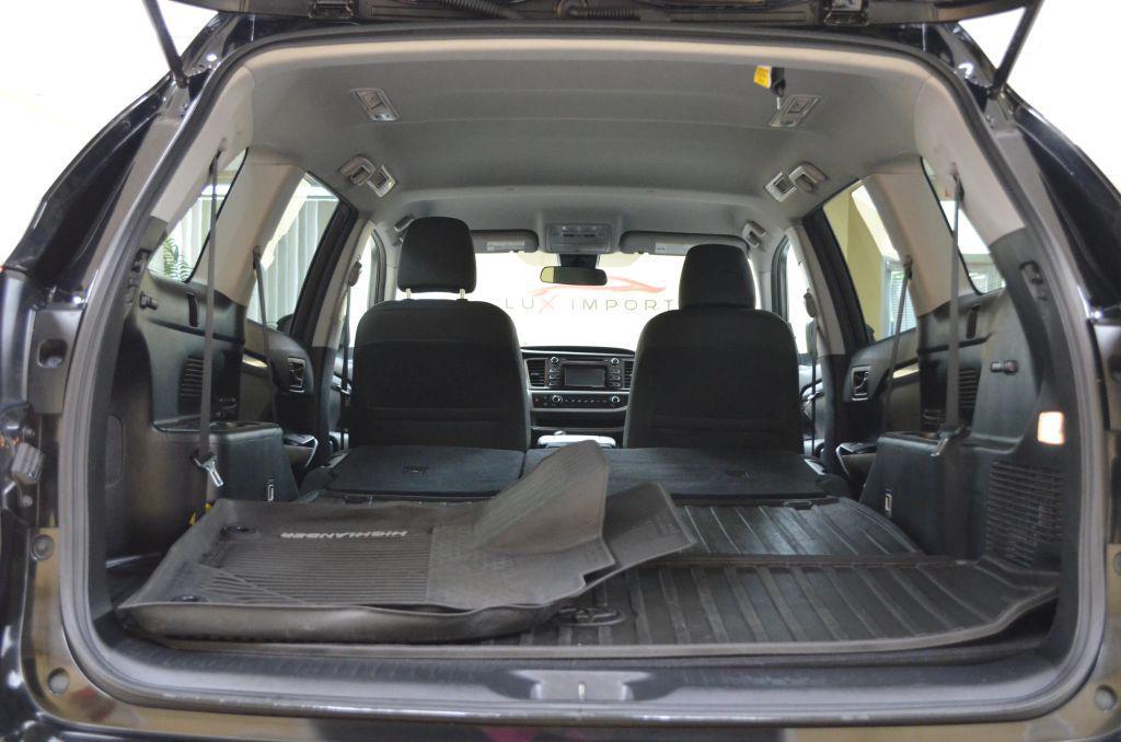 used 2017 Toyota Highlander car, priced at $18,491