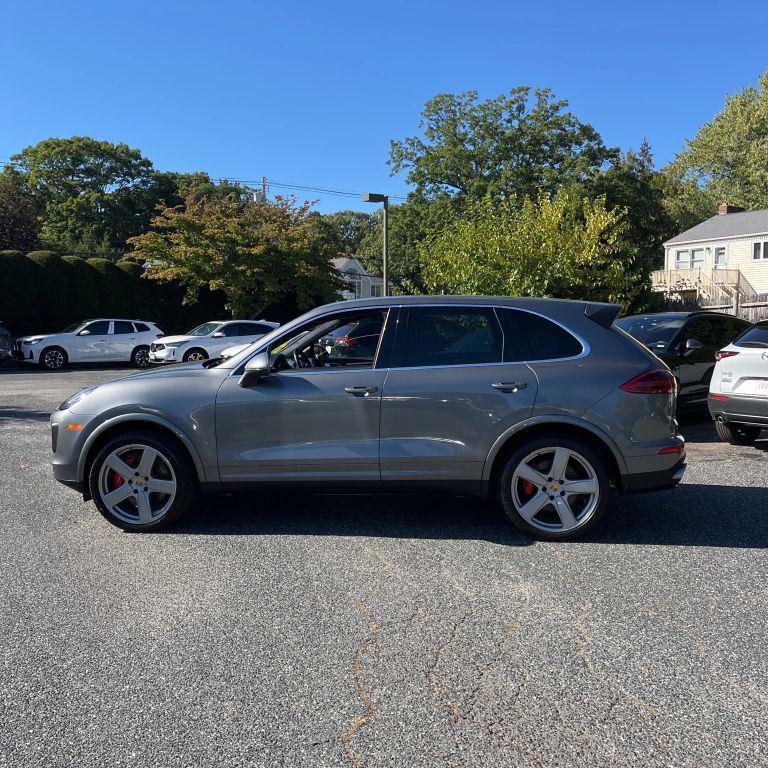 used 2017 Porsche Cayenne car, priced at $28,991
