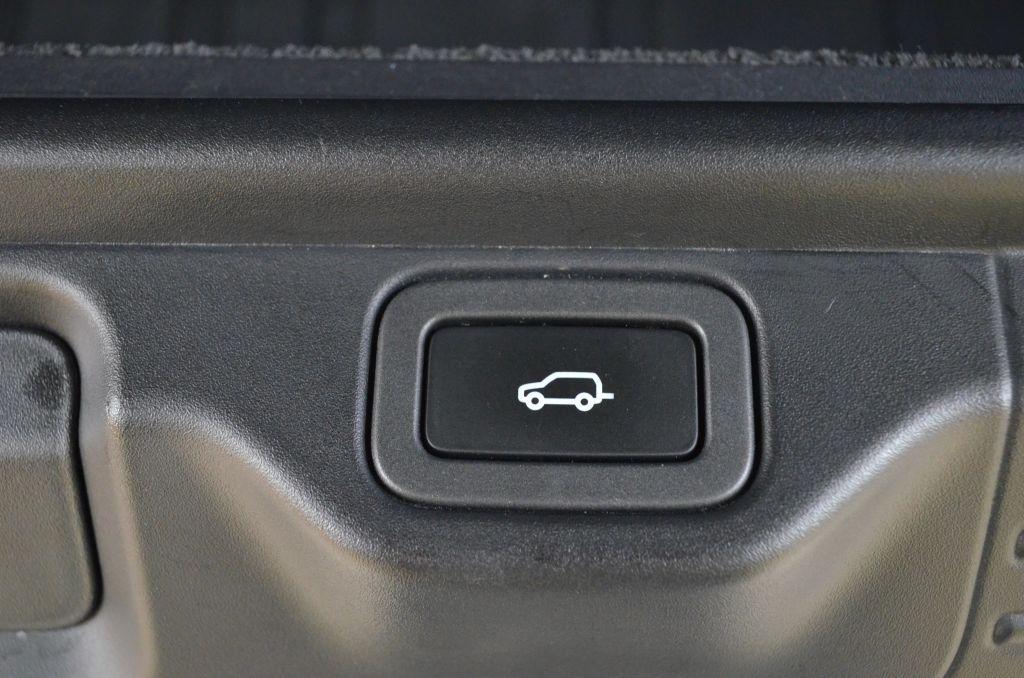 used 2019 Land Rover Range Rover car, priced at $29,991