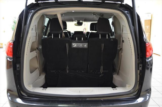 used 2018 Chrysler Pacifica car, priced at $10,991