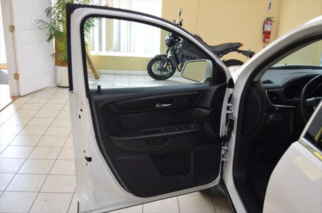 used 2013 Chevrolet Traverse car, priced at $8,741