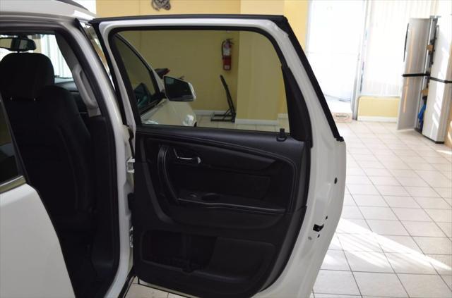 used 2013 Chevrolet Traverse car, priced at $8,741