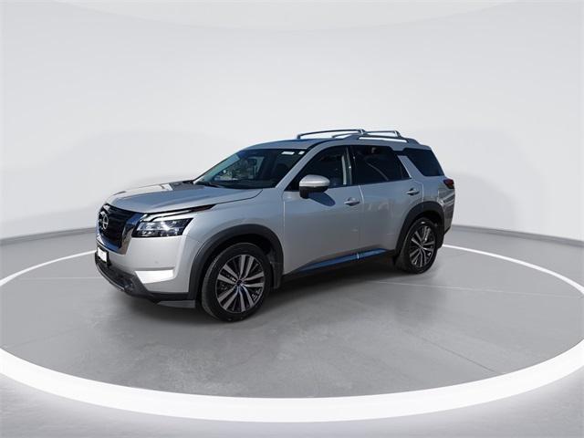 used 2022 Nissan Pathfinder car, priced at $36,878