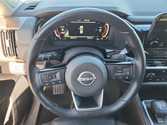 used 2022 Nissan Pathfinder car, priced at $36,878