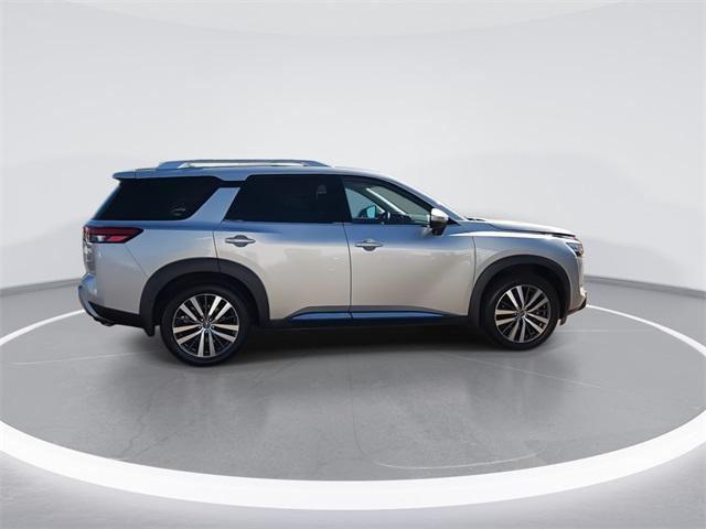 used 2022 Nissan Pathfinder car, priced at $36,878
