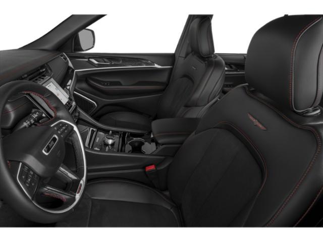 used 2022 Jeep Grand Cherokee car, priced at $38,189