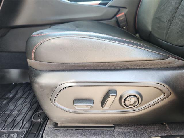 used 2022 Jeep Grand Cherokee car, priced at $37,689