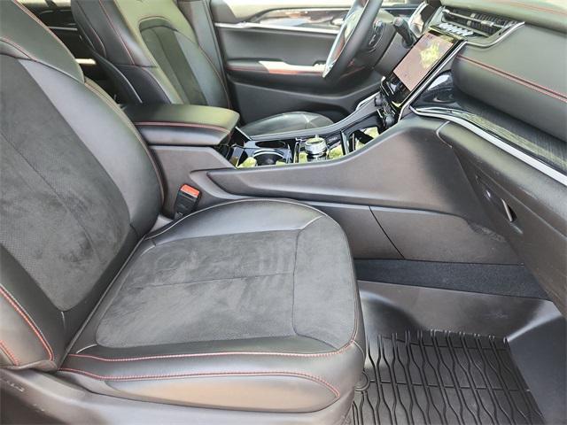 used 2022 Jeep Grand Cherokee car, priced at $37,689