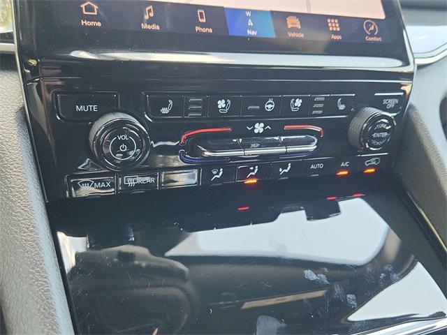 used 2022 Jeep Grand Cherokee car, priced at $37,689