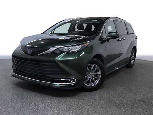 used 2023 Toyota Sienna car, priced at $45,989