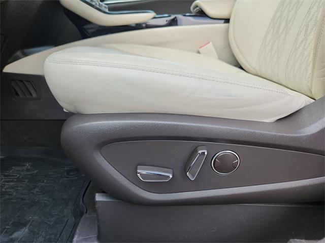 used 2022 Lincoln Nautilus car, priced at $41,689