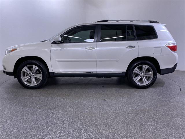 used 2013 Toyota Highlander car, priced at $17,298