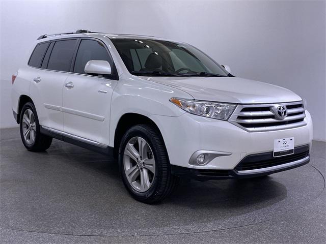 used 2013 Toyota Highlander car, priced at $17,298