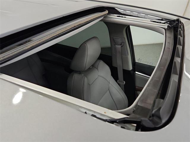 used 2020 Acura MDX car, priced at $32,689