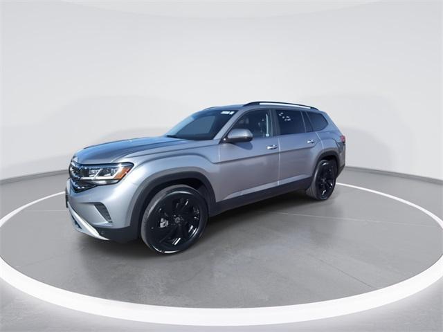 used 2022 Volkswagen Atlas car, priced at $30,678