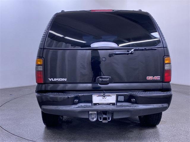 used 2004 GMC Yukon car, priced at $7,500