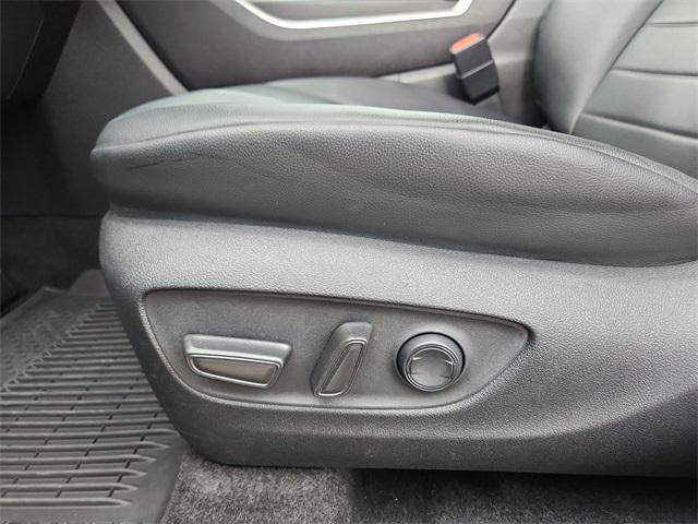 used 2024 Toyota Highlander car, priced at $42,078