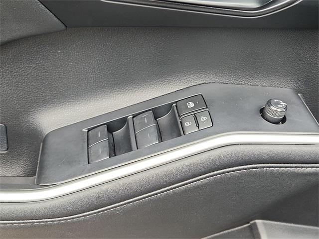 used 2024 Toyota Highlander car, priced at $42,078