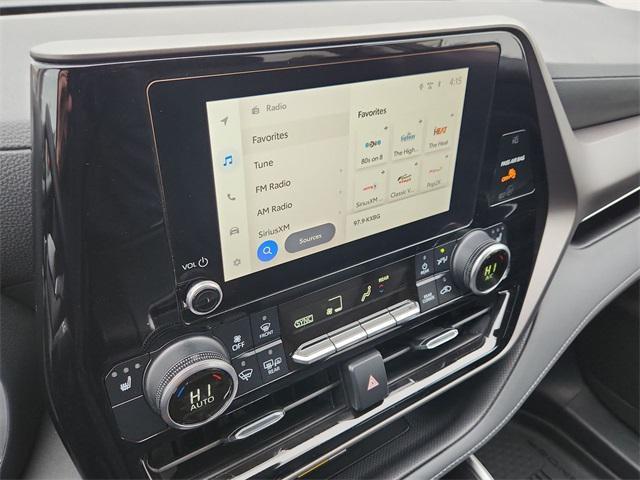 used 2024 Toyota Highlander car, priced at $42,078
