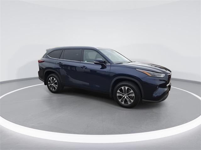 used 2024 Toyota Highlander car, priced at $42,078