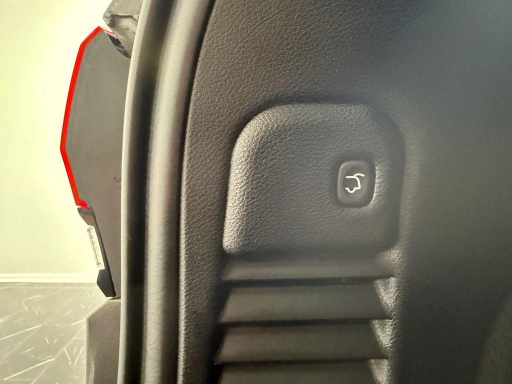 used 2018 Jeep Grand Cherokee car, priced at $12,995